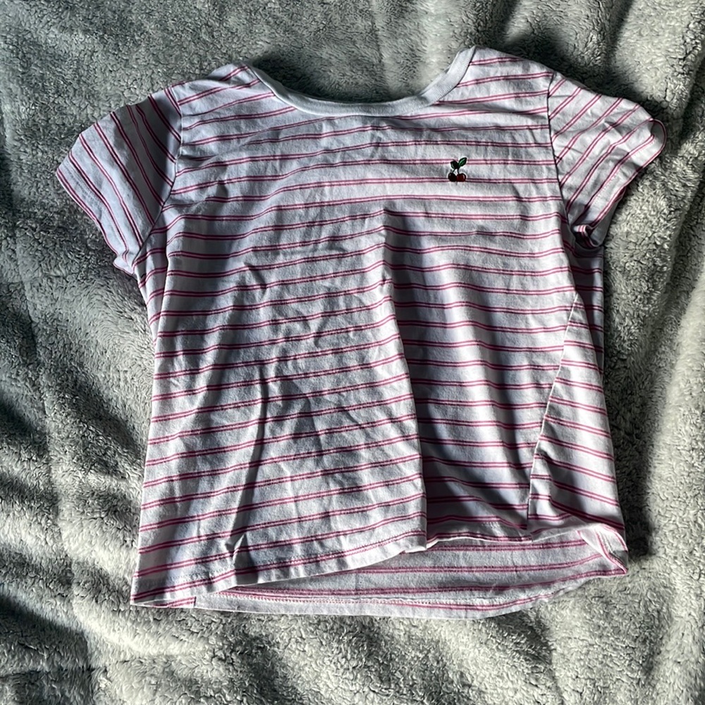 Rue21 cropped shirt